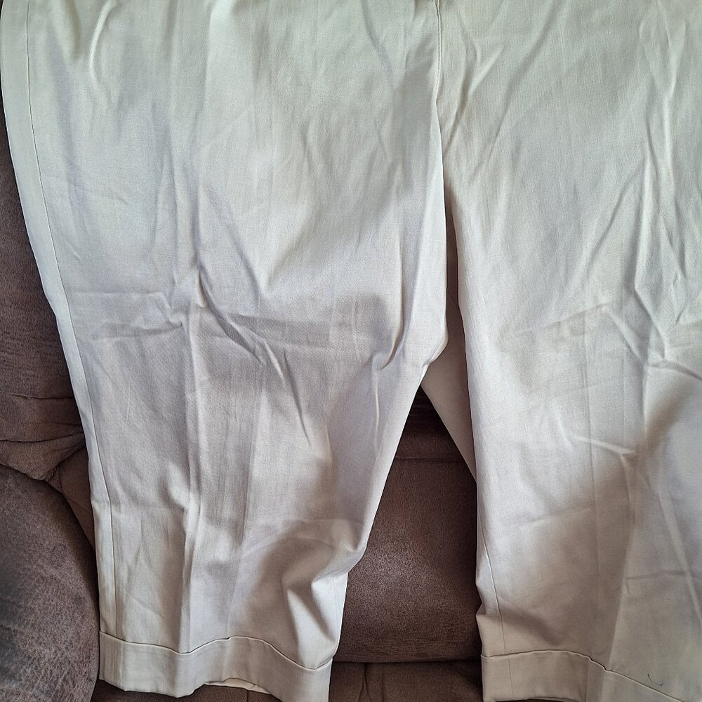 Dress Capri's